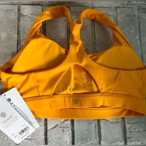 NWT Athleta sz L Ultimate Bra